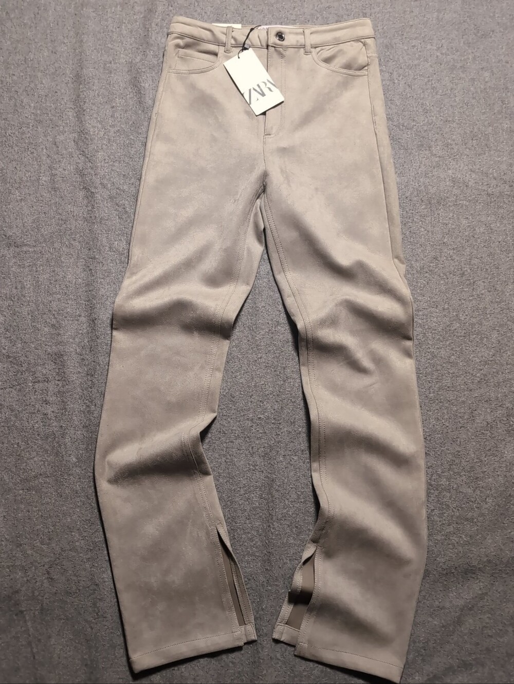 NWT ZARA SLIM FLARE TROUSERS WITH SLITS SIZE US 4